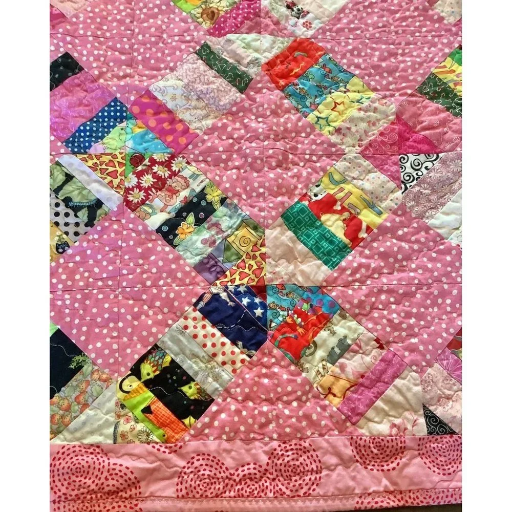 Handmade Patchwork Quilt Pink Polka Dot Design Multicolor Patterns 41.5"X 35.25" - Picture 3 of 9